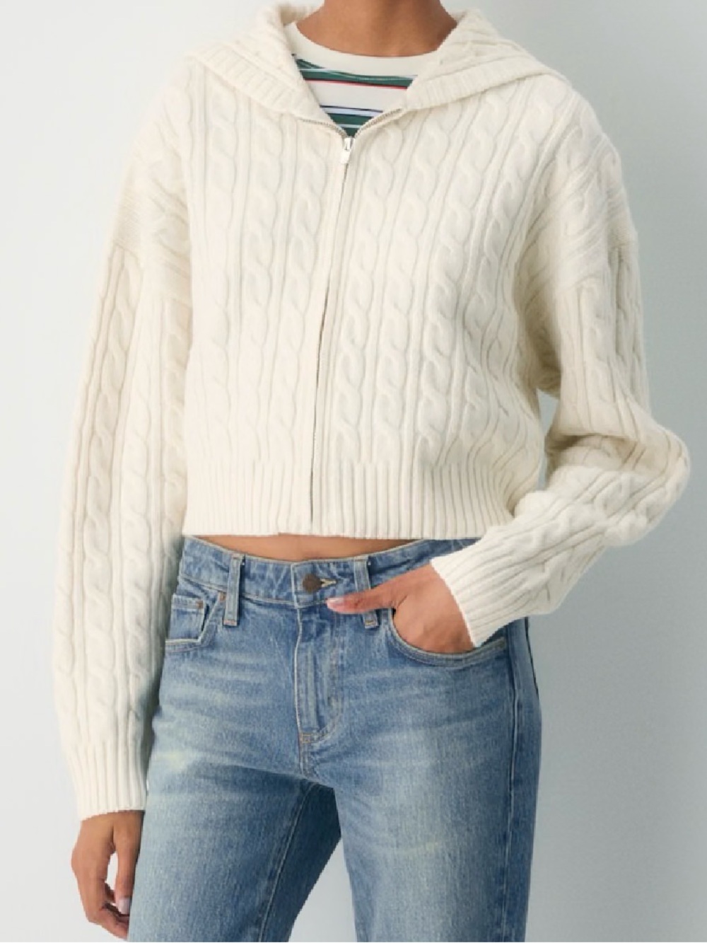 Aritzia wool zip up hoodie sweater